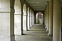[ photo: Arches and Columns near Temple Church, at Temple District Law Complex, London, UK, May 2006 (img 113-007) ]