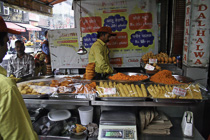 [ photo: Shopping for Dinner, Friends Colony, New Delhi, NCT Delhi, India, February 2010 (img 186-036) ]