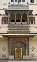 [ photo: 204-091 Rose Gate in Pitam Niwas Chowk Courtyard, City Palace, Jaipur, Rajasthan, India, February 2010 (img 204-091) ]