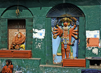 [ photo: Kashi, Dasaswamedh Ghat, Green Wall, Vishnu and Durga Shrines, Varanasi, Uttar Pradesh, India, February 2010 (img 197-015) ]