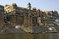 [ photo: Kashi Rana Mahal, Darbhanga, Munshi Ghats, Varanasi, Uttar Pradesh, India, February 2010 (img 270-62) ]