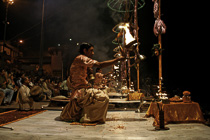 [ photo: Kashi, Dasaswamedh Ghat, Nightly Arati Ceremony 2, Varanasi, Uttar Pradesh, India, February 2010 (img 199-060) ]