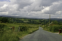 [ photo: Vista Along a Country Lane in Lancashire, England, UK, Jun 2008 (img 155-001) ]